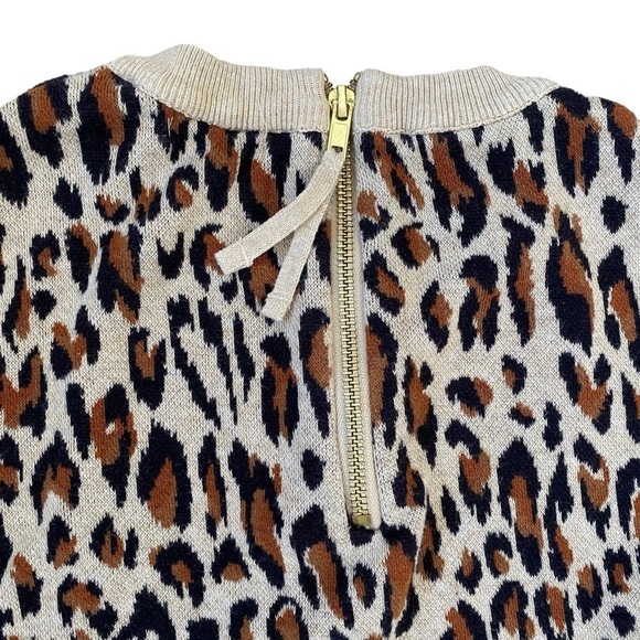 H&M Women’s Small Cheetah Print Sweater With Zipper Detail - Picture 3 of 5